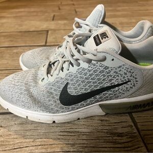 Nike Gray and Black Airmax Sneakers Size 10.5.